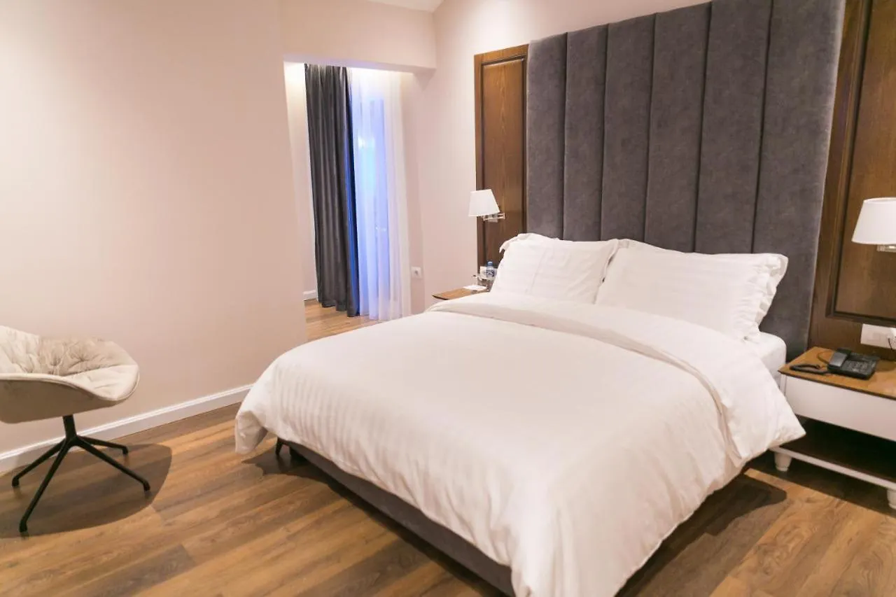 Arberia Palace Hotel Fushe Milot